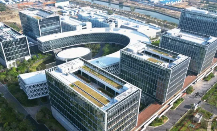 山东冠世唯美科技环保建材与普通建材的性能差异对比